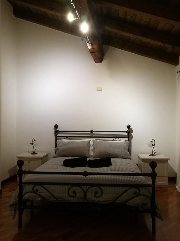 Farolfi Apartments Pepoli Bologna Ngoại thất bức ảnh