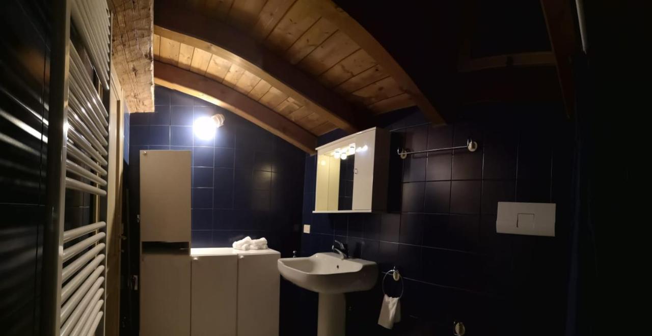 Farolfi Apartments Pepoli Bologna Ngoại thất bức ảnh