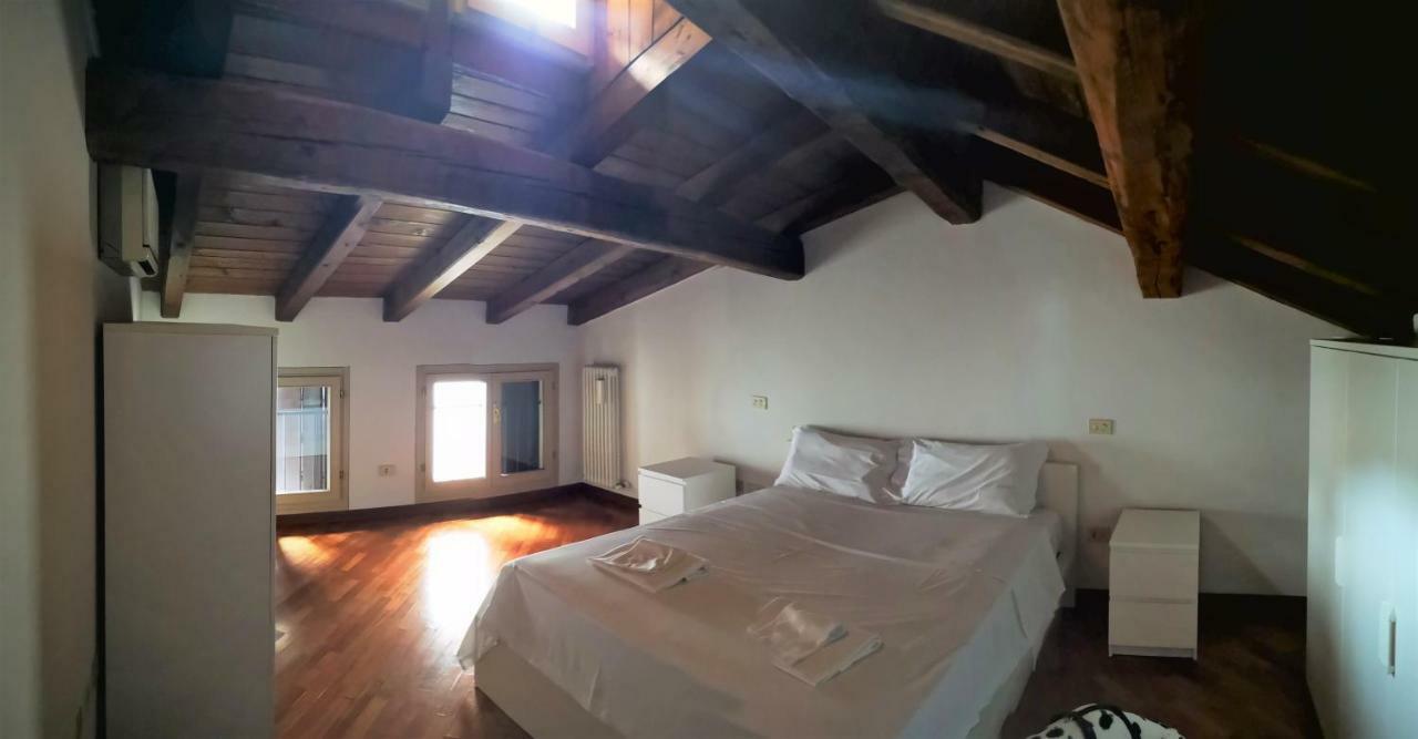 Farolfi Apartments Pepoli Bologna Ngoại thất bức ảnh