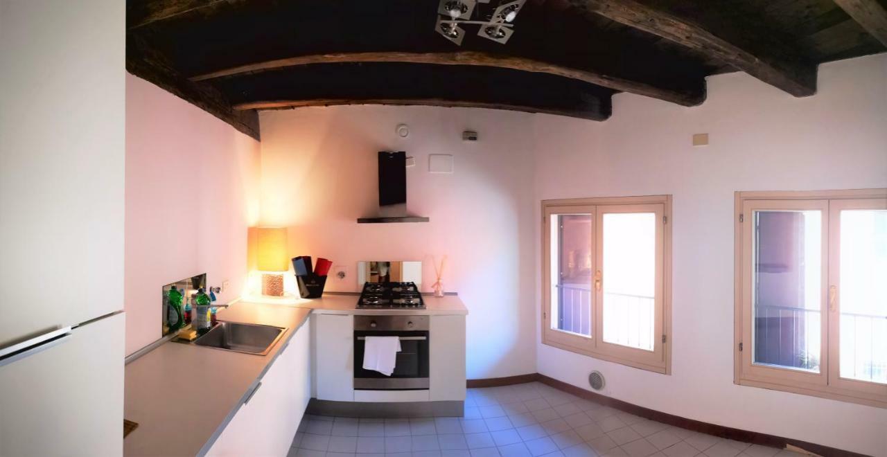 Farolfi Apartments Pepoli Bologna Ngoại thất bức ảnh